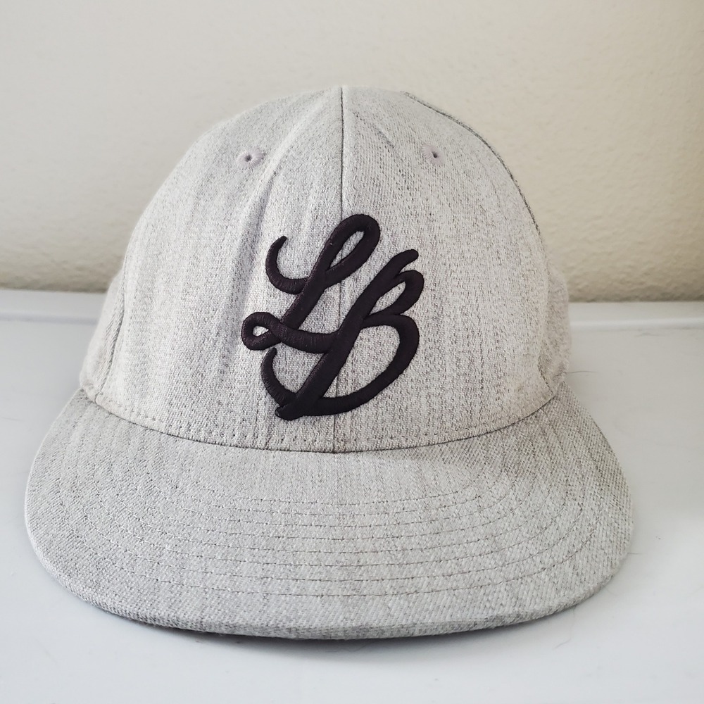 Flexfit 210 Fitted Long Beach LB Logo Hat Grey Heather Flat Brim Cap 7 1/4-7 5/8
